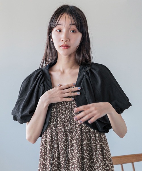 LOWRYS FARM（ローリーズファーム）の「ＰＵＴＯＮボレロ　108011（カーディガン/ボレロ・レディース・アイボリー/ブラック・FREE）」の9枚目の写真