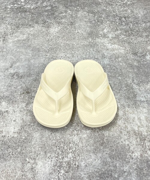 fredy emue（フレディエミュ）の「【FREEWATERS/フリーウォータース】 Cloud9 Ultra リカバリーサンダル（サンダル・レディース・ブラック/グレー/キナリ・23/24/22）」の14枚目の写真