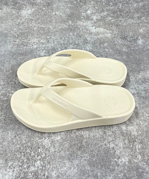 fredy emue（フレディエミュ）の「【FREEWATERS/フリーウォータース】 Cloud9 Ultra リカバリーサンダル（サンダル・レディース・ブラック/グレー/キナリ・23/24/22）」の15枚目の写真