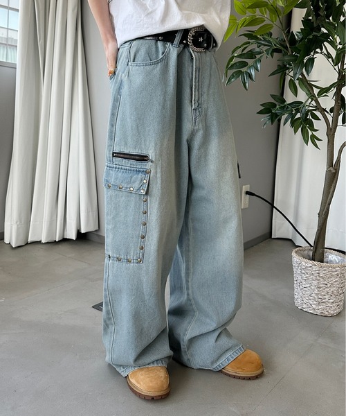 sedacle（セダクル）の「スタッズカーゴデニム（デニムパンツ）」 - WEAR