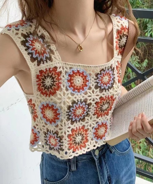 SpRay（スプレイ）の「花クロシェスクエアビスチェ（タンクトップ・レディース・アイボリー/ブラック・FREE）」の3枚目の写真