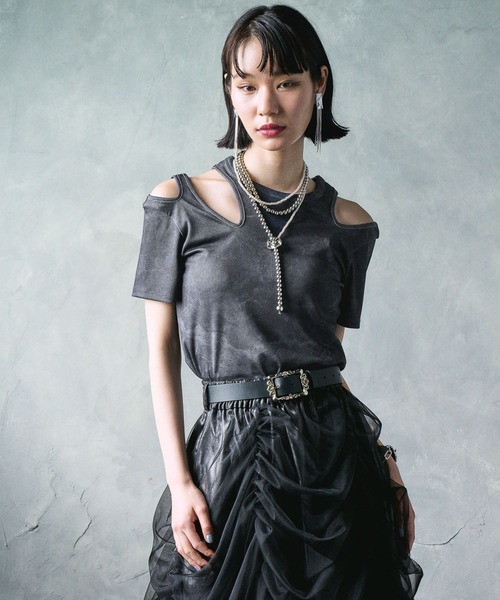 HARE（ハレ）の「【EDGY MODE】カットデザインリブT（Tシャツ/カットソー・レディース・ブラック/ホワイト・FREE）」の10枚目の写真