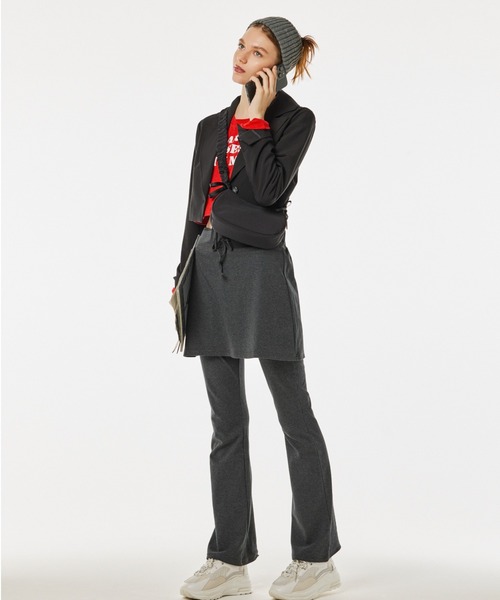 FOREVER 21(フォーエバー トゥエンティーワン)の「【2024FW】クロップドテーラードジャケット(テーラードジャケット・レディース・グレー/ダークブラウン/ブラック・FREE)」の19枚目の写真