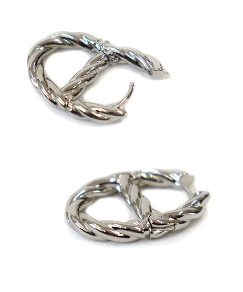 at.（アット）の「【at.】みーちゃん ツイストアンカーピアス（ピアス（両耳用）・レディース・ゴールド/シルバー・FREE）」の10枚目の写真