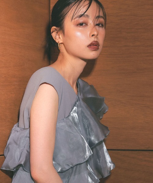 at.（アット）の「【at.】みーちゃん ツイストアンカーピアス（ピアス（両耳用）・レディース・ゴールド/シルバー・FREE）」の7枚目の写真