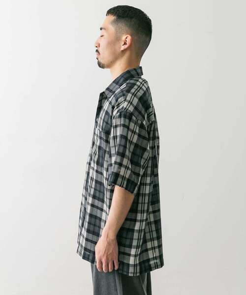 URBAN RESEARCH DOORS（アーバンリサーチドアーズ）の「カラミ織チェックシャツ（シャツ/ブラウス・メンズ・グリーン系その他/ブラック系その他・MEDIUM/LARGE）」の18枚目の写真