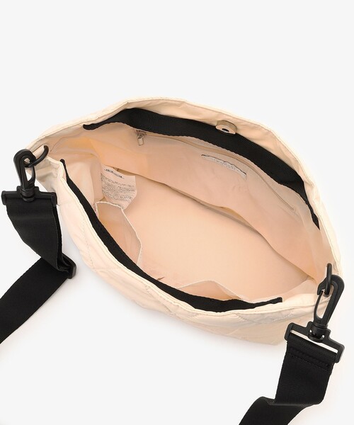 Afternoon Tea（アフタヌーンティー）の「キルティングショルダーバッグ（ショルダーバッグ・レディース・ブラック/ブルー/オフホワイト・ONE SIZE）」の12枚目の写真