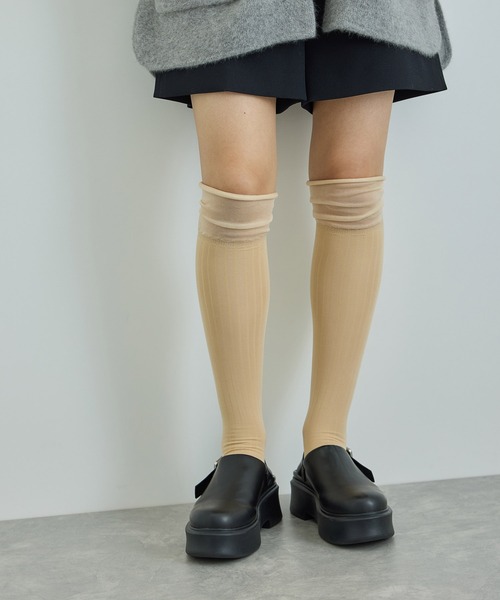 ADAM ET ROPE'（アダムエロペ）の「キリカエルーズニーハイソックス（ソックス/靴下・レディース・レッド/ブラック/ベージュ・FREE）」の3枚目の写真
