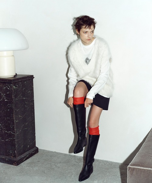 ADAM ET ROPE'（アダムエロペ）の「キリカエルーズニーハイソックス（ソックス/靴下・レディース・レッド/ブラック/ベージュ・FREE）」の13枚目の写真