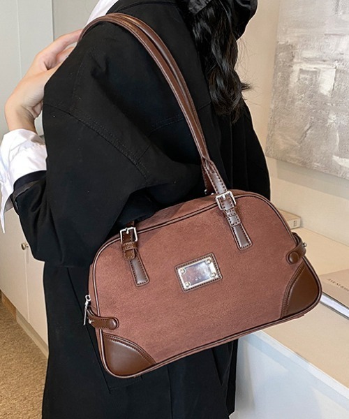 mebole(メボレ)の「レトロボストンショルダーバッグ(ショルダーバッグ・レディース・ブラック/ブラウン/キャメル・FREE)」の2枚目の写真