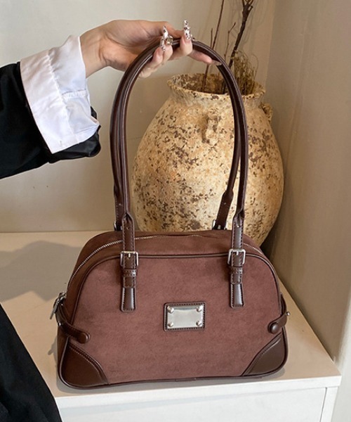 mebole(メボレ)の「レトロボストンショルダーバッグ(ショルダーバッグ・レディース・ブラック/ブラウン/キャメル・FREE)」の12枚目の写真