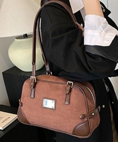 mebole(メボレ)の「レトロボストンショルダーバッグ(ショルダーバッグ・レディース・ブラック/ブラウン/キャメル・FREE)」の17枚目の写真