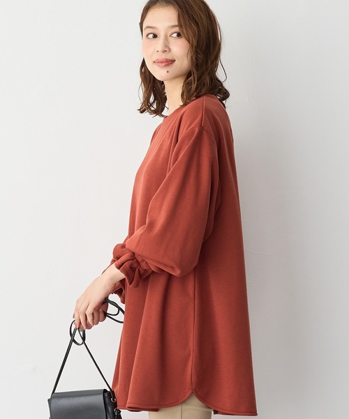Viola e Viola（ヴィオラエヴィオラ）の「裏ファー袖タックチュニック（チュニック・レディース・ネイビー/ブラック/モカ/ラベンダー/テラコッタ・LL/L/5L/4L/3L/M）」の6枚目の写真