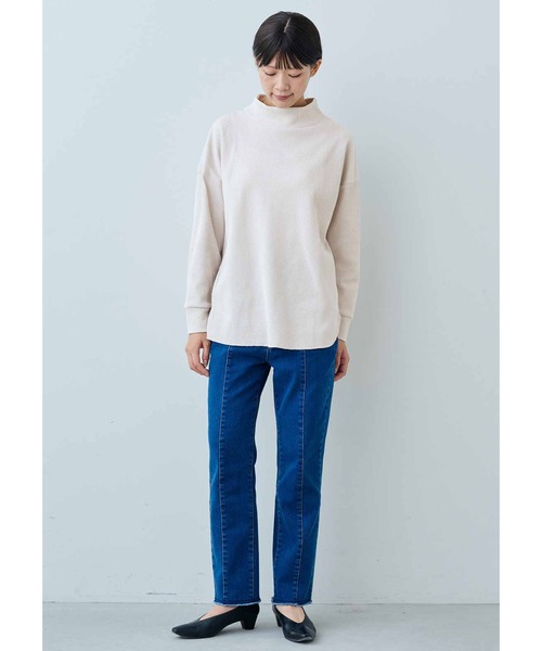 IEDIT（イディット）の「ＩＥＤＩＴ　ワッフル素材＆こなれシルエットで活躍　ユースフルハイネックトップス（Tシャツ/カットソー・レディース・スミクロ/杢グレー/アイボリー・M/L/LL/3L/S）」の12枚目の写真