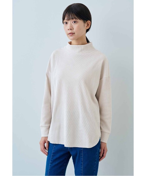 IEDIT（イディット）の「ＩＥＤＩＴ　ワッフル素材＆こなれシルエットで活躍　ユースフルハイネックトップス（Tシャツ/カットソー・レディース・スミクロ/杢グレー/アイボリー・M/L/LL/3L/S）」の7枚目の写真