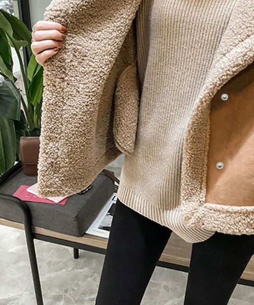 セール】暖かい裏ボア ムートンベスト（その他アウター）｜GEMEDA