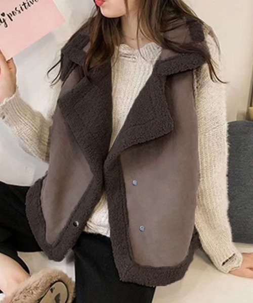 セール】暖かい裏ボア ムートンベスト（その他アウター）｜GEMEDA