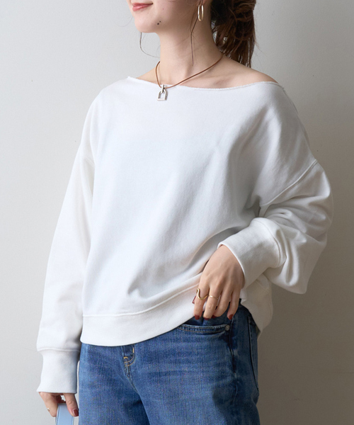 EMMA　ROUGE VIF（エマルージュヴィフ）の「【一部店舗限定】オフショルルーズスウェット（Tシャツ/カットソー・レディース・グレー/ホワイト系その他/ホワイト・フリー）」の2枚目の写真