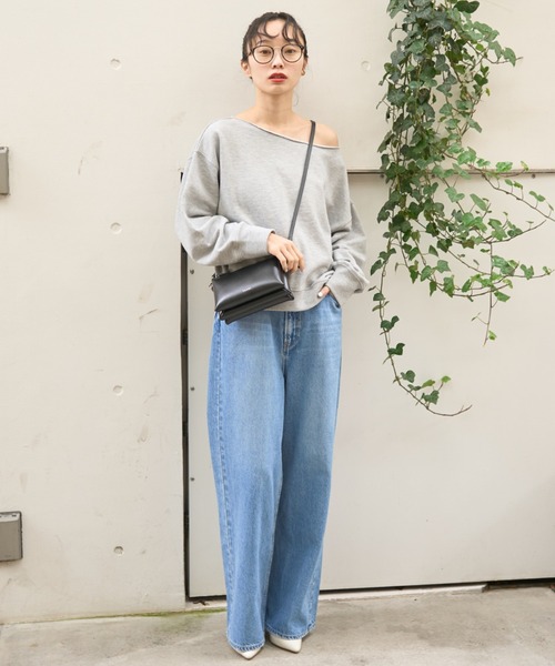 EMMA　ROUGE VIF（エマルージュヴィフ）の「【一部店舗限定】オフショルルーズスウェット（Tシャツ/カットソー・レディース・グレー/ホワイト系その他/ホワイト・フリー）」の14枚目の写真