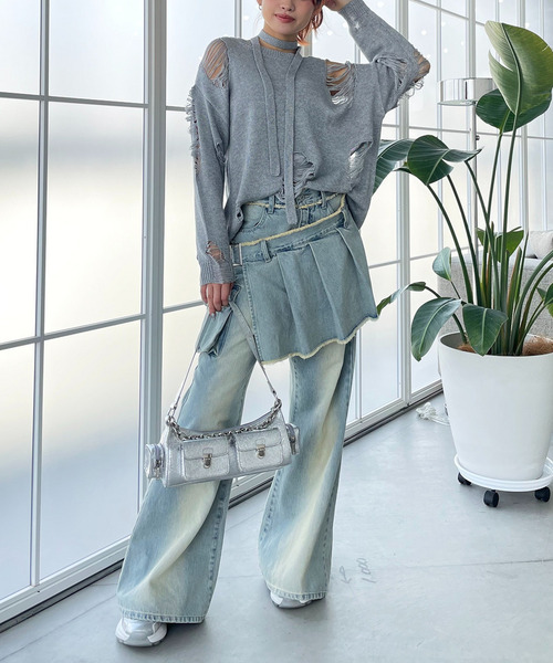 SPIRALGIRL（スパイラルガール）の「スカーフ付きダメージオーバーニット（ニット/セーター・レディース・ホワイト/ブラウン/グレー/ピンク・FREE）」の12枚目の写真