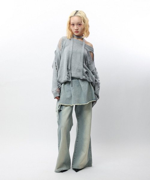 SPIRALGIRL（スパイラルガール）の「スカーフ付きダメージオーバーニット（ニット/セーター・レディース・ホワイト/ブラウン/グレー/ピンク・FREE）」の15枚目の写真