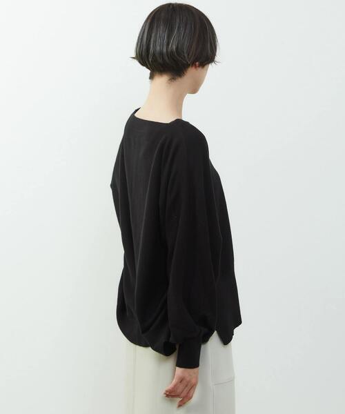SOFFITTO(ソフィット)の「【nota della mano sinistra(ノータ デラ マノ シニストラ)】ドルマン2wayニットトップス(ニット/セーター・レディース・マジェンタ/ブラック・FREE)」の16枚目の写真