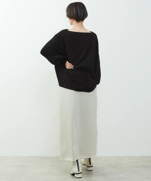 SOFFITTO(ソフィット)の「【nota della mano sinistra(ノータ デラ マノ シニストラ)】ドルマン2wayニットトップス(ニット/セーター・レディース・マジェンタ/ブラック・FREE)」の4枚目の写真