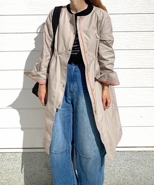 Q（キュー）の「ノーカラードットボタンコート（ノーカラーコート・レディース・オリーブ/グレイッシュベージュ・MEDIUM）」の13枚目の写真