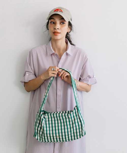 Beau're(ヴュレ)の「BEAURE ヴュレ ギンガムチェック HOBO BAG(ショルダーバッグ・レディース・ブラック/ブラウン/グリーン・FREE)」の16枚目の写真