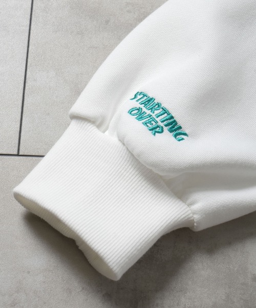 Starting Over（スターティングオーバー）の「PRINT EMBROIDERY DRAWCODE PULLOVER HOODIE / 刺繍 プリント プルオーバー ドローコード スウェットパーカー（パーカー・メンズ・ブラック/ブラック系その他2/グレー系その他/アッシュグレー/チャコールグレー/ブラック系その他/ライトグレー系1/ホワイト系その他2/ホワイト系その他4/ブラック系その他3/ホワイト/ホワイト系その他/ホワイト系その他3/ライトグレー系/ライトグレー系2・M/L）」の17枚目の写真