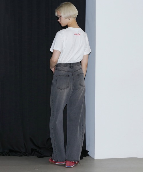ROSE BUD（ローズバッド）の「カーブデニムパンツ（デニムパンツ・レディース・ブルー/ブラック・S/M）」の11枚目の写真