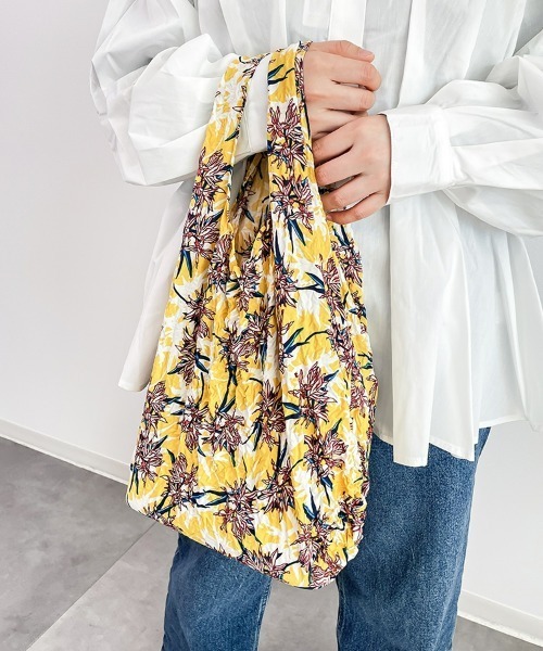 SEU（エスイーユー）の「全10色！花柄シャーリング絞りバッグ エコバッグ（ショルダーバッグ・レディース・ロイヤルブルー/ネイビー/パープル/レッド/ブルー/ローズ/ブラック/チャコール/オレンジ/イエロー・フリー）」の18枚目の写真