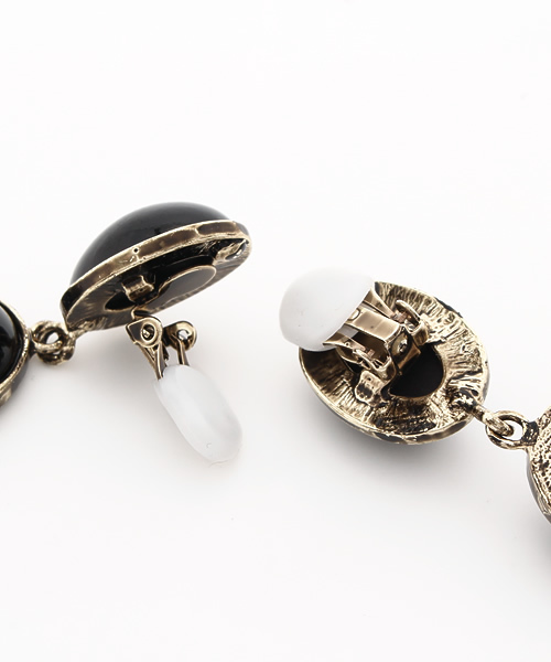 MOUSSY（マウジー）の「OVAL STONE EARRING（イヤリング・レディース・カーキ/ブラック/ホワイト系その他・FREE）」の5枚目の写真