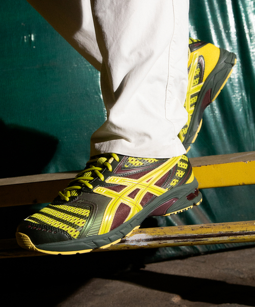 ASICS(アシックス)の「【ASICS / アシックス】UB9-S GEL-DS TRAINER 14 / 1203A606(スニーカー・メンズ・ブラウン/イエロー/オレンジ/グリーン・27.5cm/28cm/27cm)」の3枚目の写真