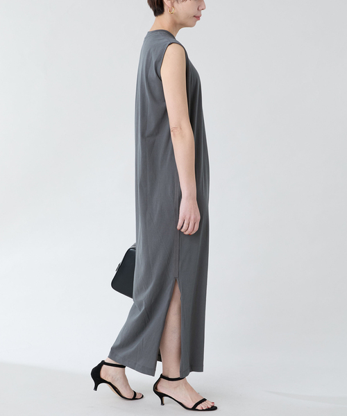 ATON(エイトン)の「ATON(エイトン) TANKTOP DRESS OPAGGM0605(ワンピース・レディース・チャコールグレー/ブラック・SMALL)」の9枚目の写真