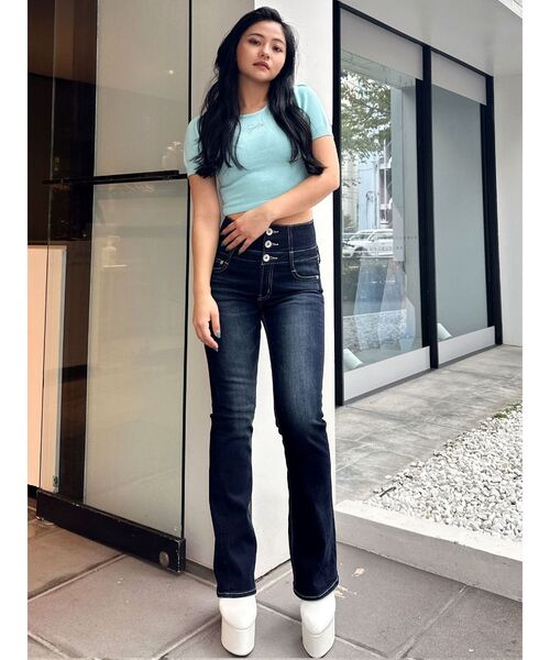 GYDA（ジェイダ）の「Gydaパフスリーブニットトップス（ニット/セーター・レディース・オフホワイト/ブラック/ミント・FREE）」の8枚目の写真