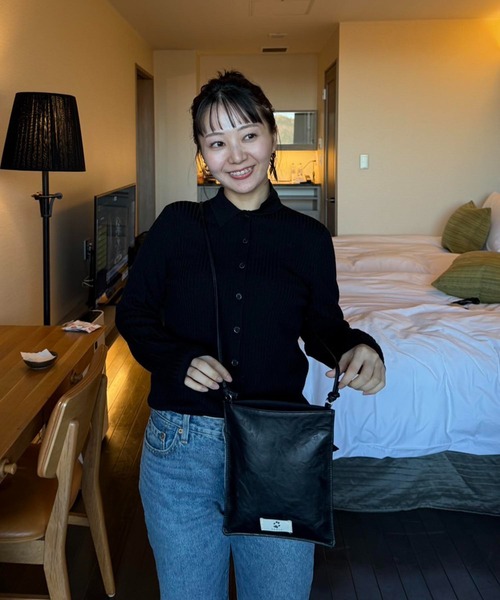 EFOLE(エフォル)の「【志×EFOLE コラボ】Vintage like shoulder bag / ヴィンテージライクショルダーバッグ(ショルダーバッグ・レディース・ブラック/ブラウン・FREE)」の7枚目の写真