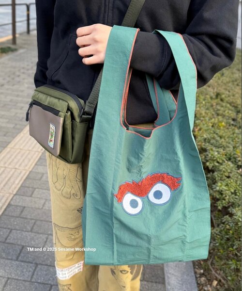 ear PAPILLONNER（イアパピヨネ）の「【SESAME STREET（セサミストリート）】コラボエコバッグ（エコバッグ/サブバッグ・レディース・ブルー/グリーン・FREE）」の16枚目の写真