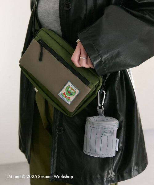 ear PAPILLONNER（イアパピヨネ）の「【SESAME STREET（セサミストリート）】コラボエコバッグ（エコバッグ/サブバッグ・レディース・ブルー/グリーン・FREE）」の12枚目の写真