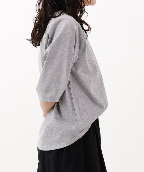 emesuelee（エメスーリー）の「汗じみ防止加工 表撥水 接触冷感 UV CUT クルーネックカットソー（Tシャツ/カットソー・レディース・ブルー/グレー/アイボリー/ブラック/ピンク・フリー）」の21枚目の写真