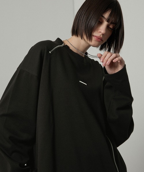 Alfred Alex(アルフレッドアレックス)の「【Alfred Alex】アシンメトリージップ メタルプレートTシャツ(Tシャツ/カットソー・メンズ・ブラック/ホワイト・M/L)」の8枚目の写真