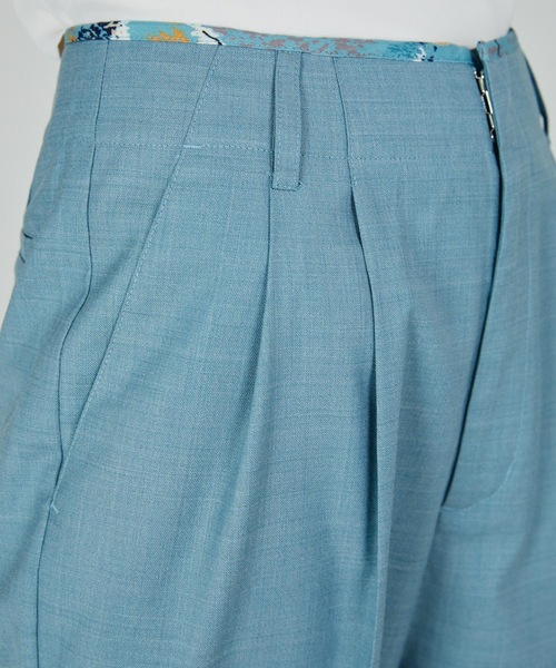 CIEL'AIR(シエルエアー)の「Tuck Pants(スラックス・レディース・ベージュ/ブルー・LARGE/MEDIUM)」の13枚目の写真