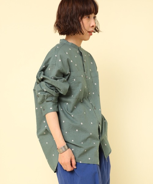 RNA-N（アールエヌエーエヌ）の「B2883 コットンリネンドットベーシックシャツ（シャツ/ブラウス・レディース・ブラック/グリーン/キナリ・FREE）」の8枚目の写真