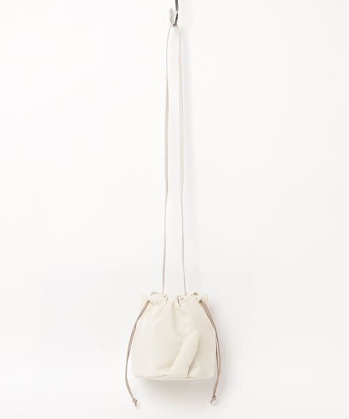 SPRUCE（スプルース）の「EM:パフ猫巾着ショルダーバッグ 軽量117g（ショルダーバッグ・レディース・アイボリー/ブラック/グレー・FREE）」の4枚目の写真