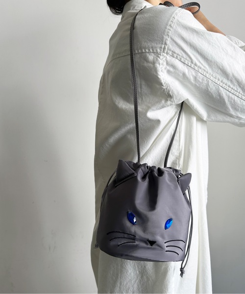 SPRUCE（スプルース）の「EM:パフ猫巾着ショルダーバッグ 軽量117g（ショルダーバッグ・レディース・アイボリー/ブラック/グレー・FREE）」の19枚目の写真