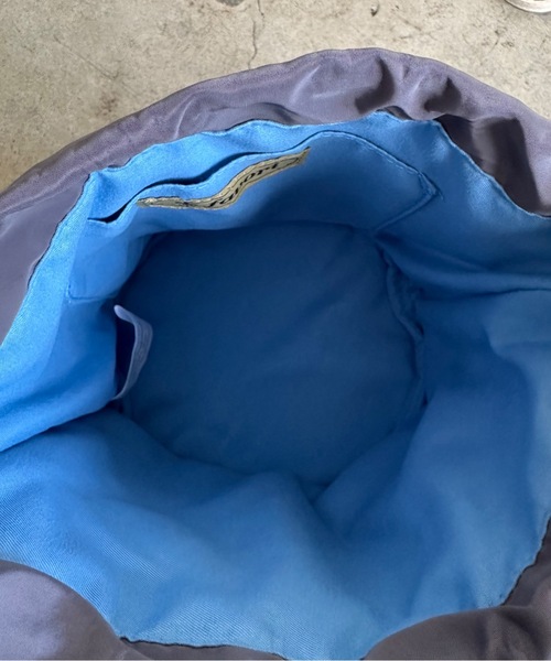 SPRUCE（スプルース）の「EM:パフ猫巾着ショルダーバッグ 軽量117g（ショルダーバッグ・レディース・アイボリー/ブラック/グレー・FREE）」の20枚目の写真