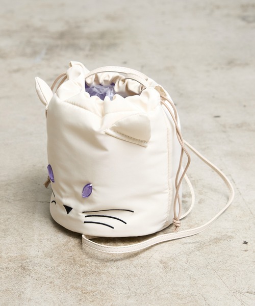 SPRUCE（スプルース）の「EM:パフ猫巾着ショルダーバッグ 軽量117g（ショルダーバッグ・レディース・アイボリー/ブラック/グレー・FREE）」の10枚目の写真