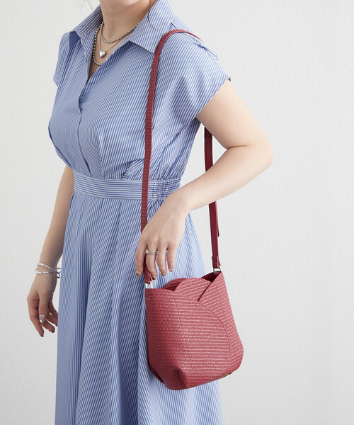 Another Branch olive des olive(アナザーブランチオリーブデオリーブ)の「チューリップショルダーバッグ(ショルダーバッグ・レディース・アイボリー/ピンク/レッド・FREE)」の3枚目の写真