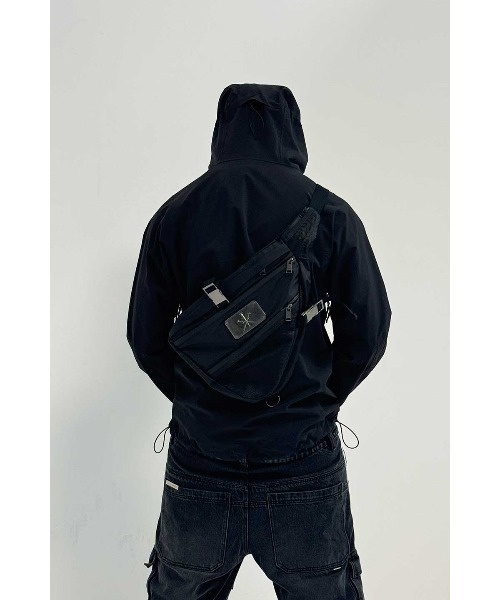 [UNKNOWN LONDON] スリングバッグ Unknown Sling Bag｜Unknown London｜バッグ・カバン
