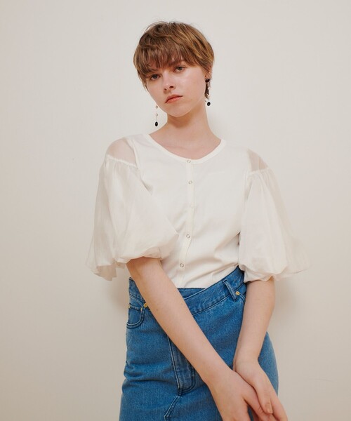 allureville(アルアバイル)の「フライスコンビボリュームスリーブプルオーバー(Tシャツ/カットソー・レディース・オフホワイト/ブラック・2)」の9枚目の写真